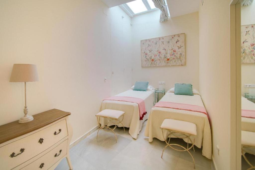 San Pablo Premium Suites Séville Extérieur photo
