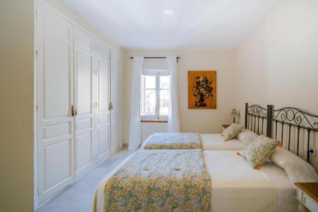 San Pablo Premium Suites Séville Extérieur photo