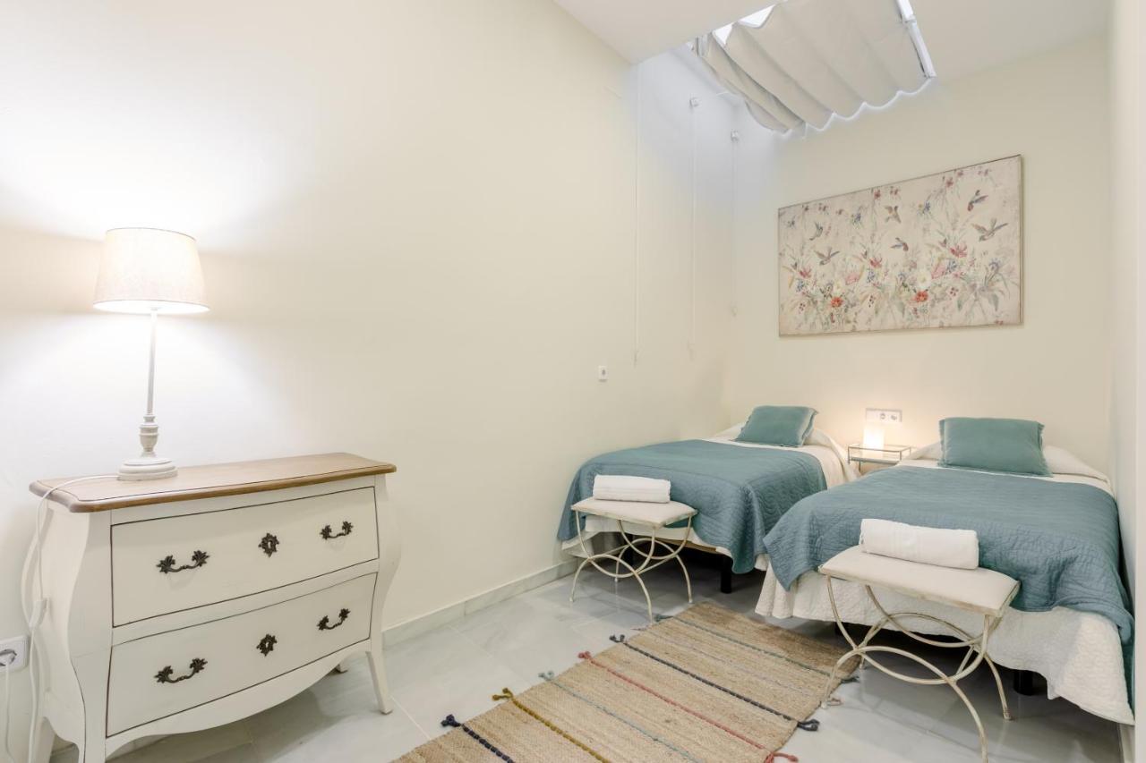 San Pablo Premium Suites Séville Extérieur photo